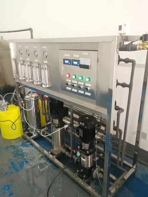 確山地下水除鐵錳設(shè)備與每小時(shí)0.5噸反滲透純水設(shè)備 純凈水生產(chǎn)的關(guān)鍵機(jī)械設(shè)備